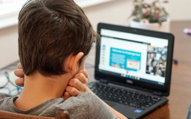 How to better focus while Having Online Classes