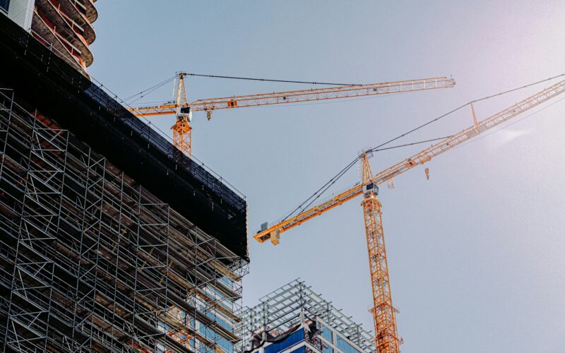 The Evolution of Modern Construction Techniques: From Traditional to Technological Innovations