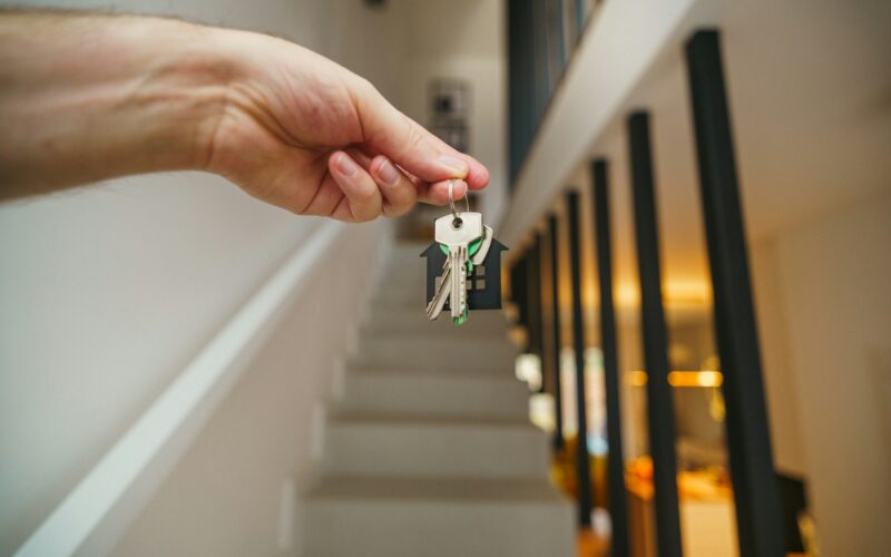 Home Buying Simplified: Strategies for Today’s Real Estate Market