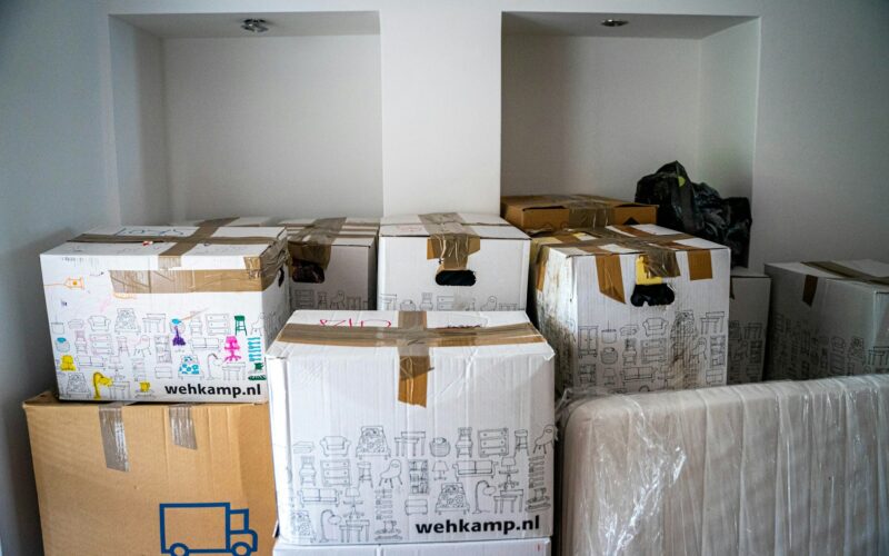 Important Household Items Perfectly Handled by Trusted Movers in Huntsville AL