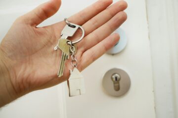 The Value a Real Estate Expert Brings to Buyers and Sellers