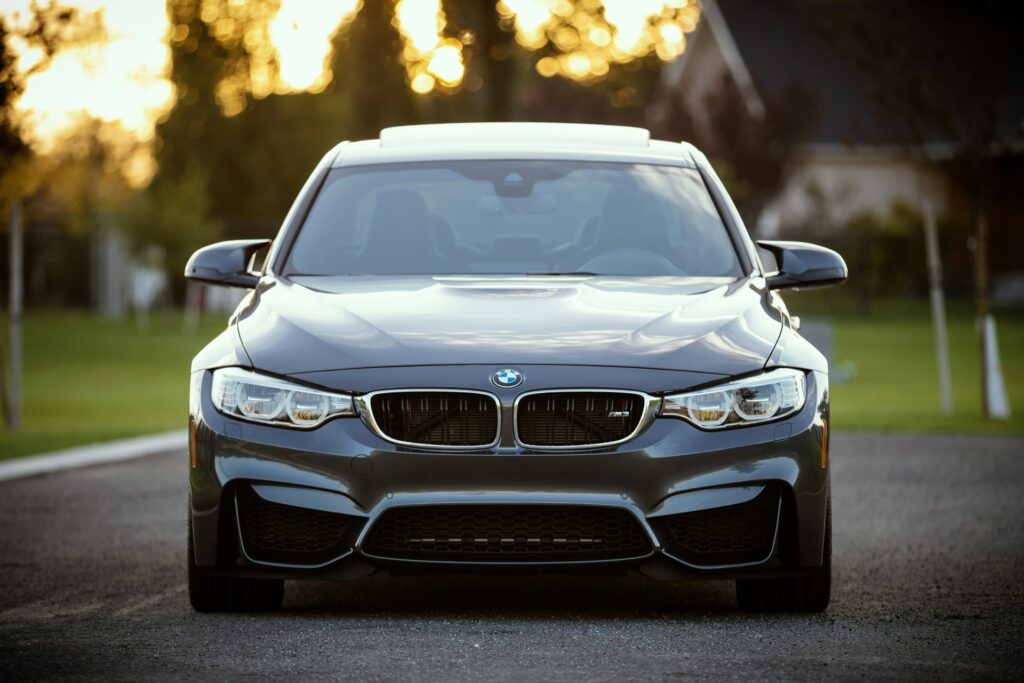Luxury Car Financing Tips: Drive Your Dream Without Breaking the Bank