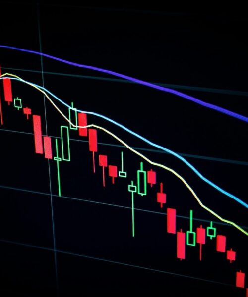 Copy trading with multiple accounts: how to avoid overexposure