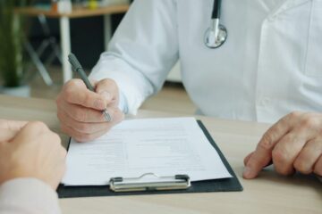 How Insurance Companies Handle Medical Malpractice Claims
