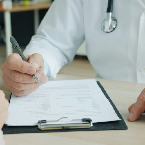 How Insurance Companies Handle Medical Malpractice Claims