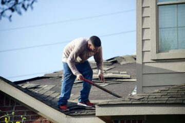 Common Roofing Issues and Their Quick Fixes