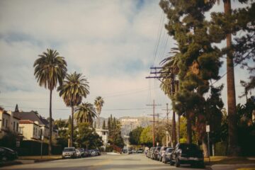 How Beverly Hills, California Luxury Home Buyers Can Judge Comfort, Privacy, and Long-Term Value